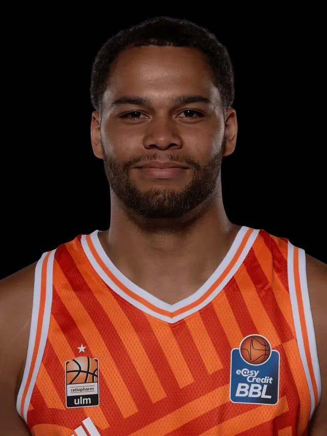 Christopher Ledlum