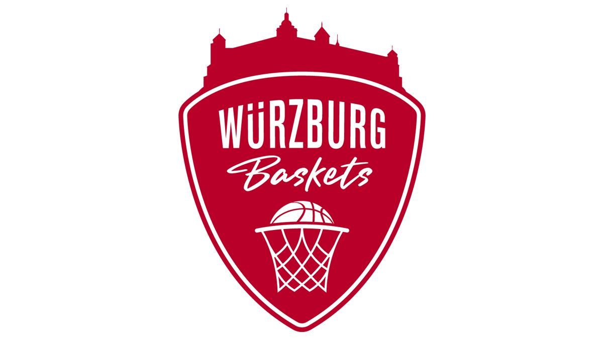 Aus „s.Oliver Würzburg“ werden pünktlich zum Start in die Saisonvorbereitung am 1. August wieder die „Würzburg Baskets“: Der easyCredit Basketball Bundesligist geht zum ersten Mal seit zwölf Jahren wieder mit dem früheren Namen und mit leicht verändertem Logo in die Saison 2022/2023. Die Umstellung von Name und Logo erfolgt ab Montag zunächst Schritt für Schritt auf den Social-Media-Kanälen und auf der Webseite.
